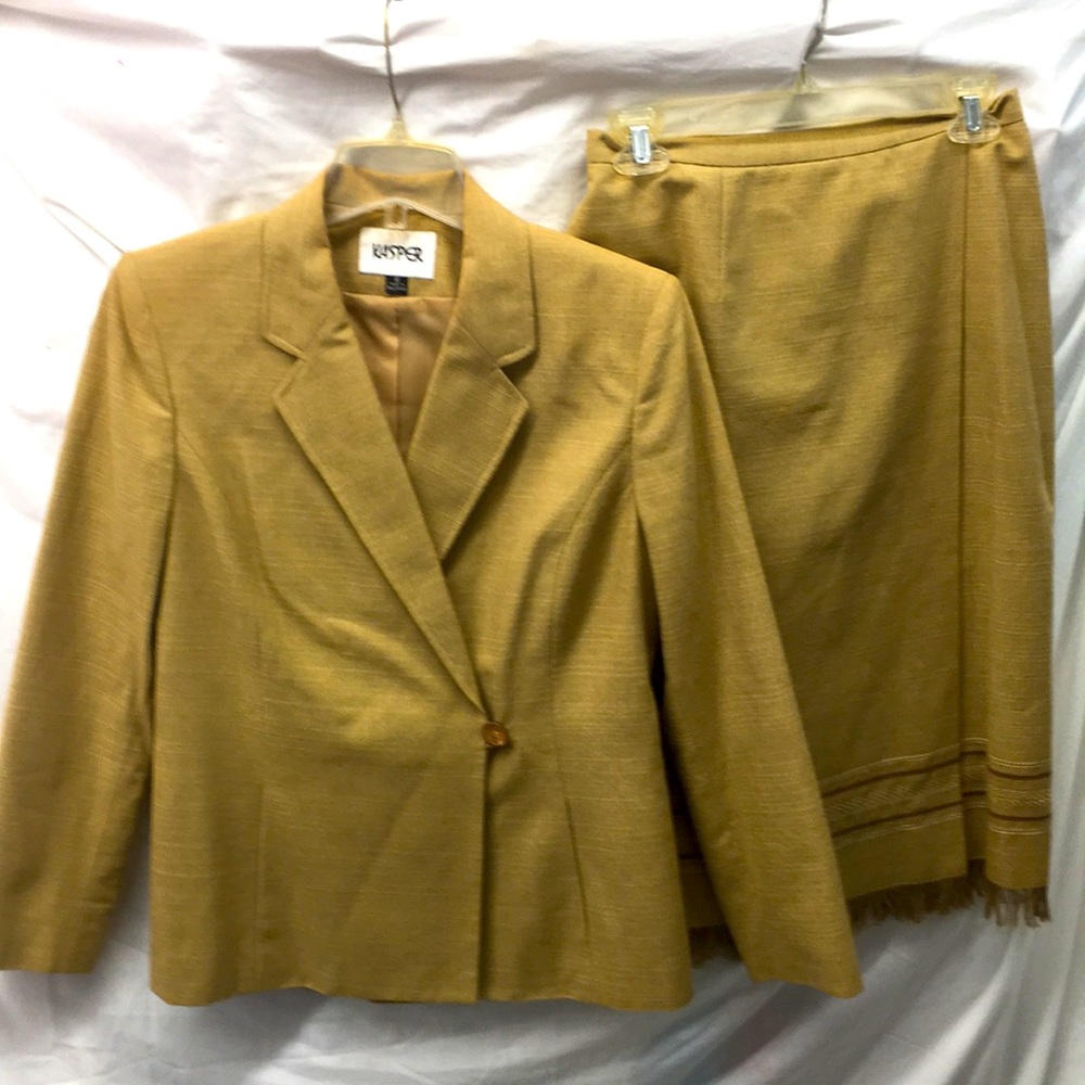 Jasper 2 piece skirt suit ladies sz 6